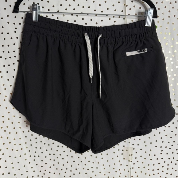 Vuori Clementine Black Women's Shorts